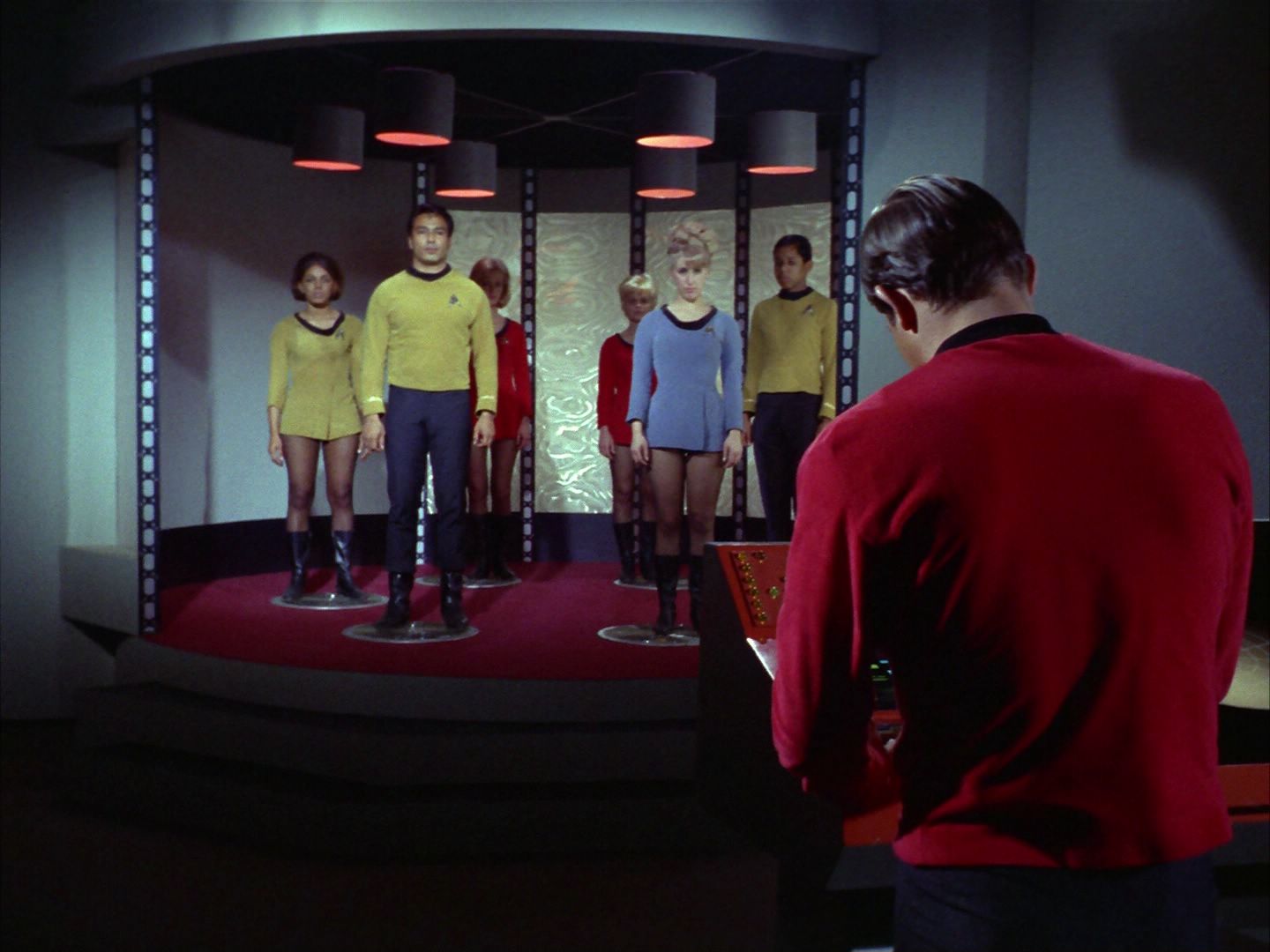 ariane179254_StarTrek_1x24_ThisSideOfParadise_1691.jpg