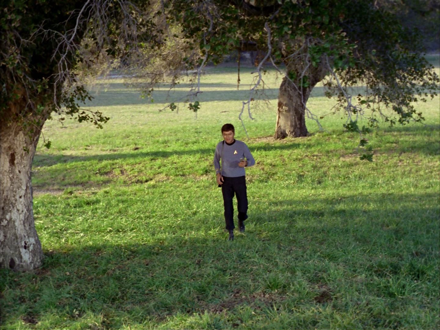 ariane179254_StarTrek_1x24_ThisSideOfParadise_1707.jpg