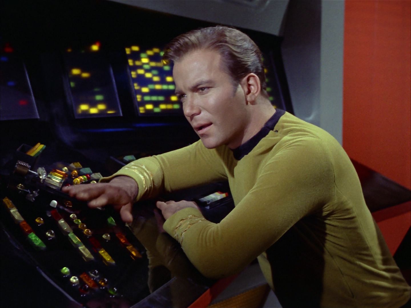 ariane179254_StarTrek_1x24_ThisSideOfParadise_1711.jpg