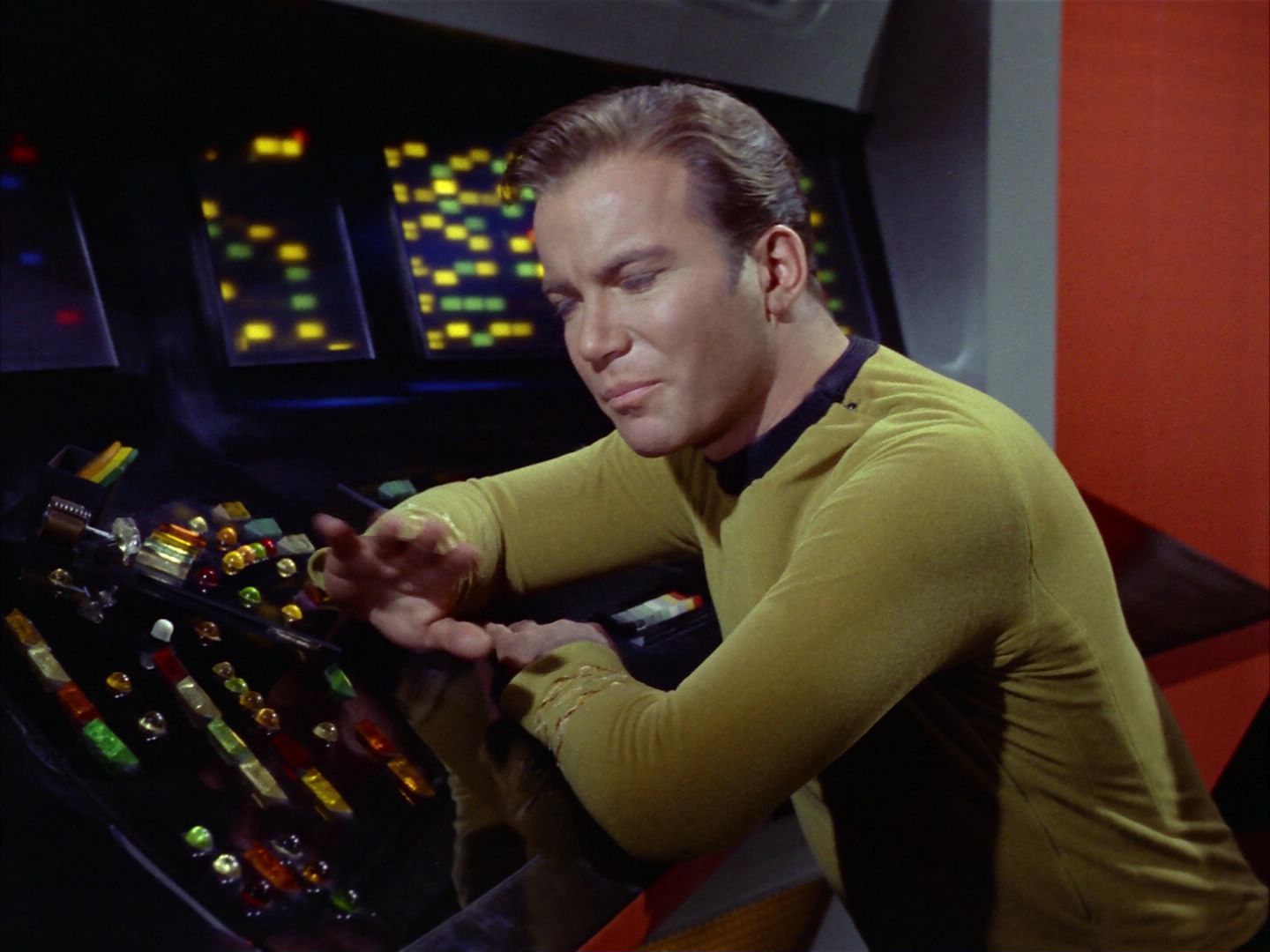 ariane179254_StarTrek_1x24_ThisSideOfParadise_1712.jpg
