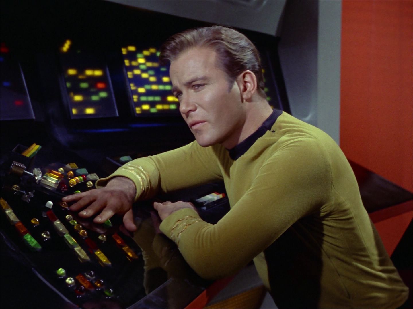 ariane179254_StarTrek_1x24_ThisSideOfParadise_1717.jpg
