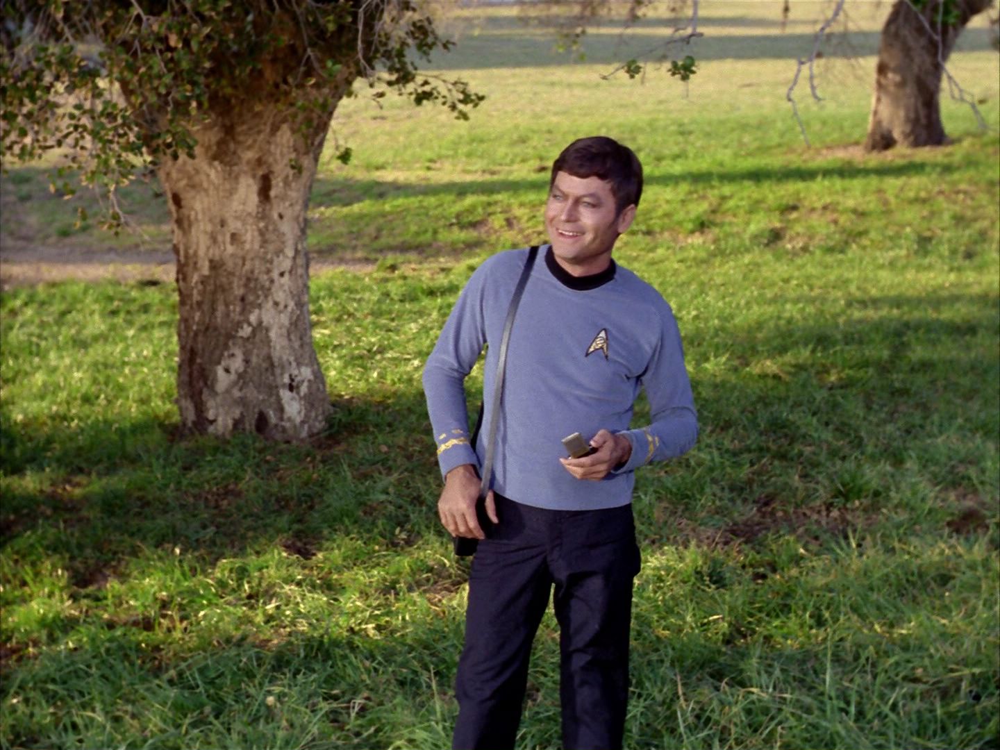 ariane179254_StarTrek_1x24_ThisSideOfParadise_1720.jpg
