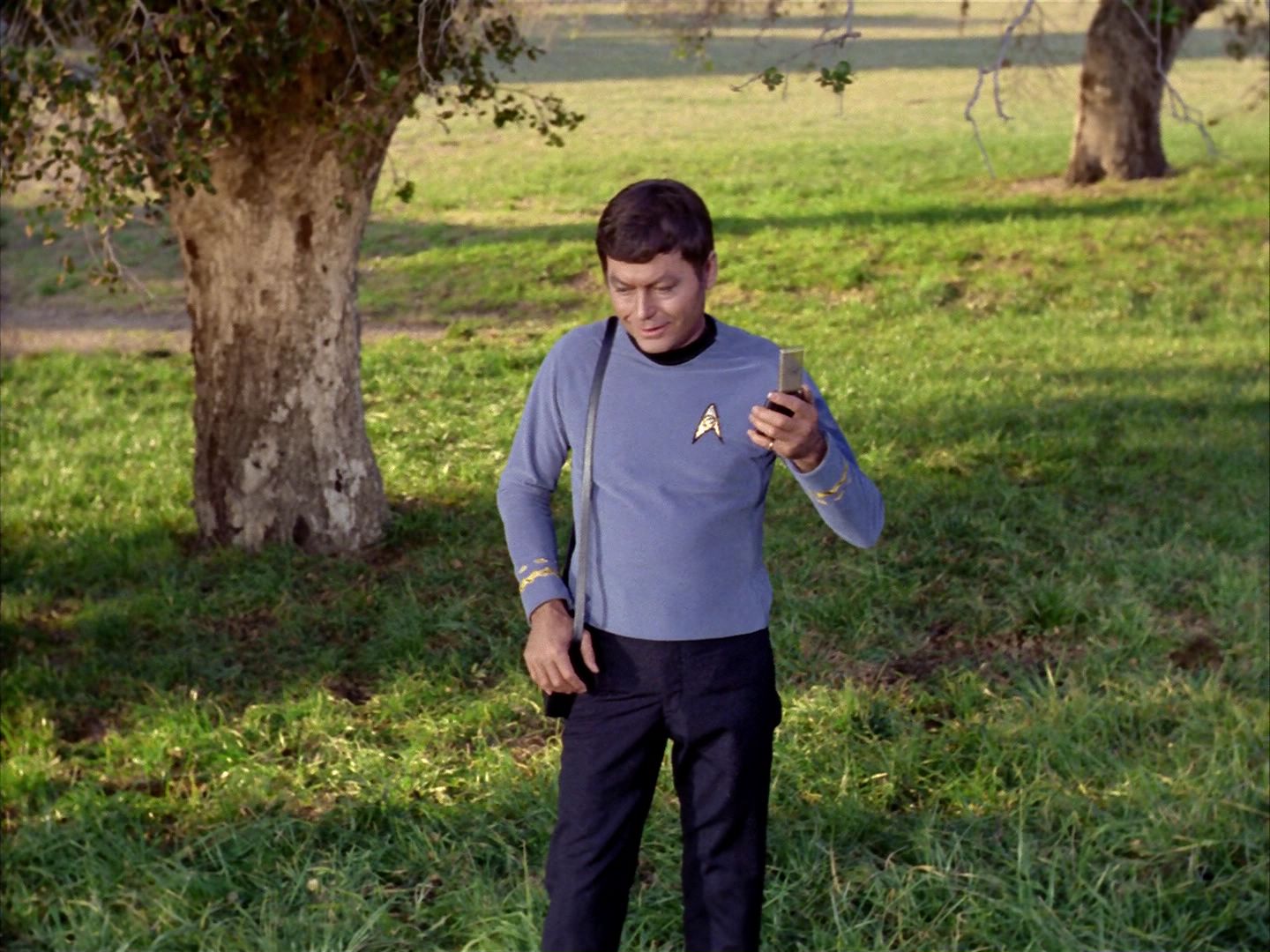 ariane179254_StarTrek_1x24_ThisSideOfParadise_1724.jpg