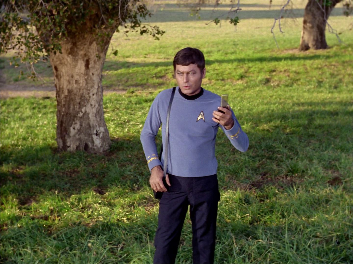 ariane179254_StarTrek_1x24_ThisSideOfParadise_1726.jpg