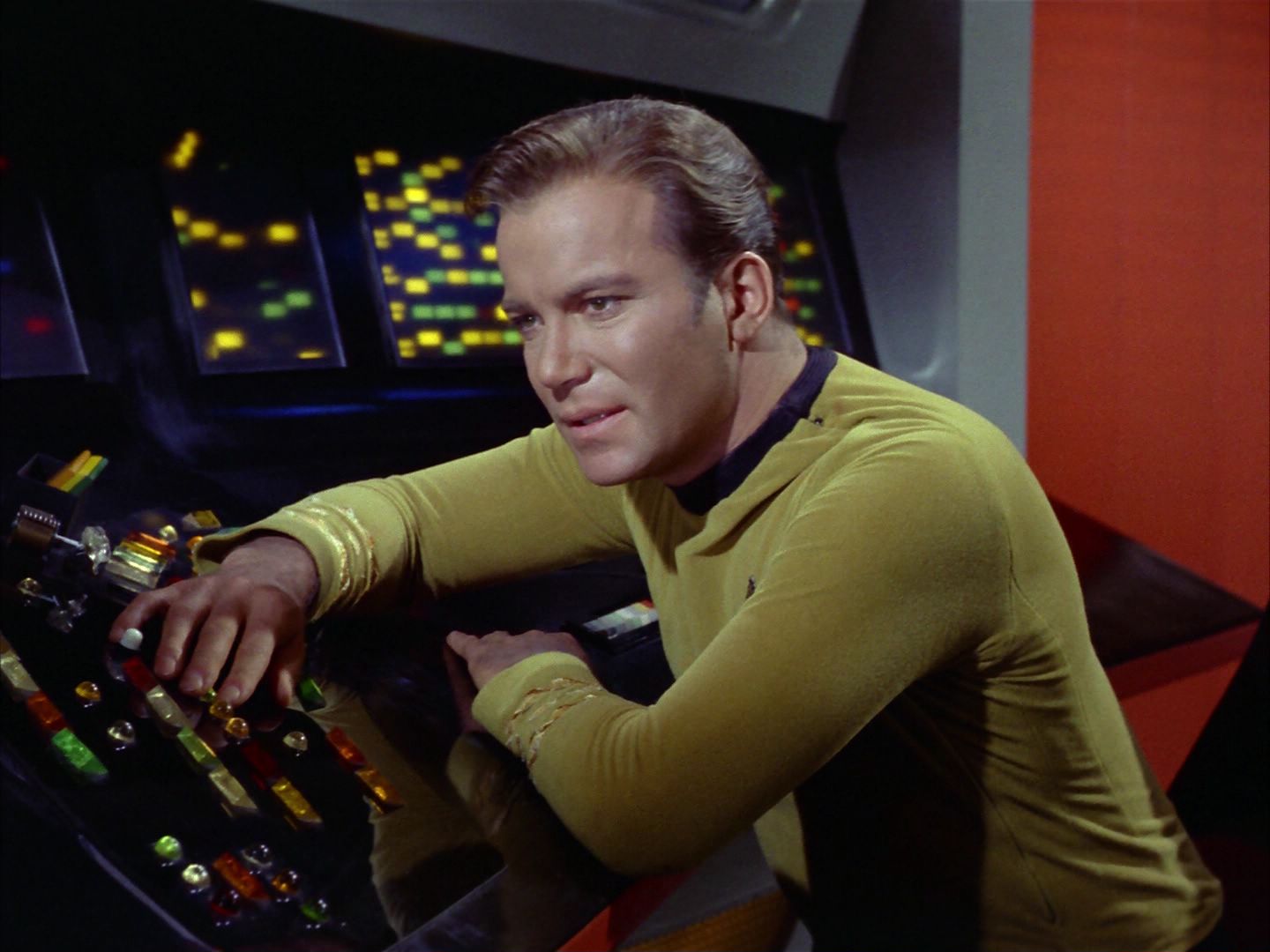 ariane179254_StarTrek_1x24_ThisSideOfParadise_1751.jpg