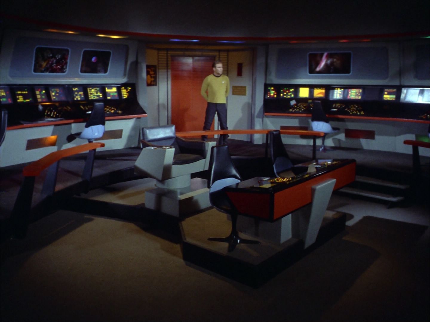 ariane179254_StarTrek_1x24_ThisSideOfParadise_1876.jpg
