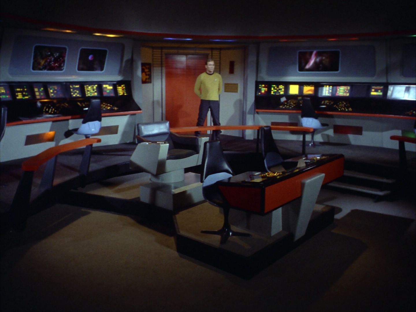 ariane179254_StarTrek_1x24_ThisSideOfParadise_1878.jpg