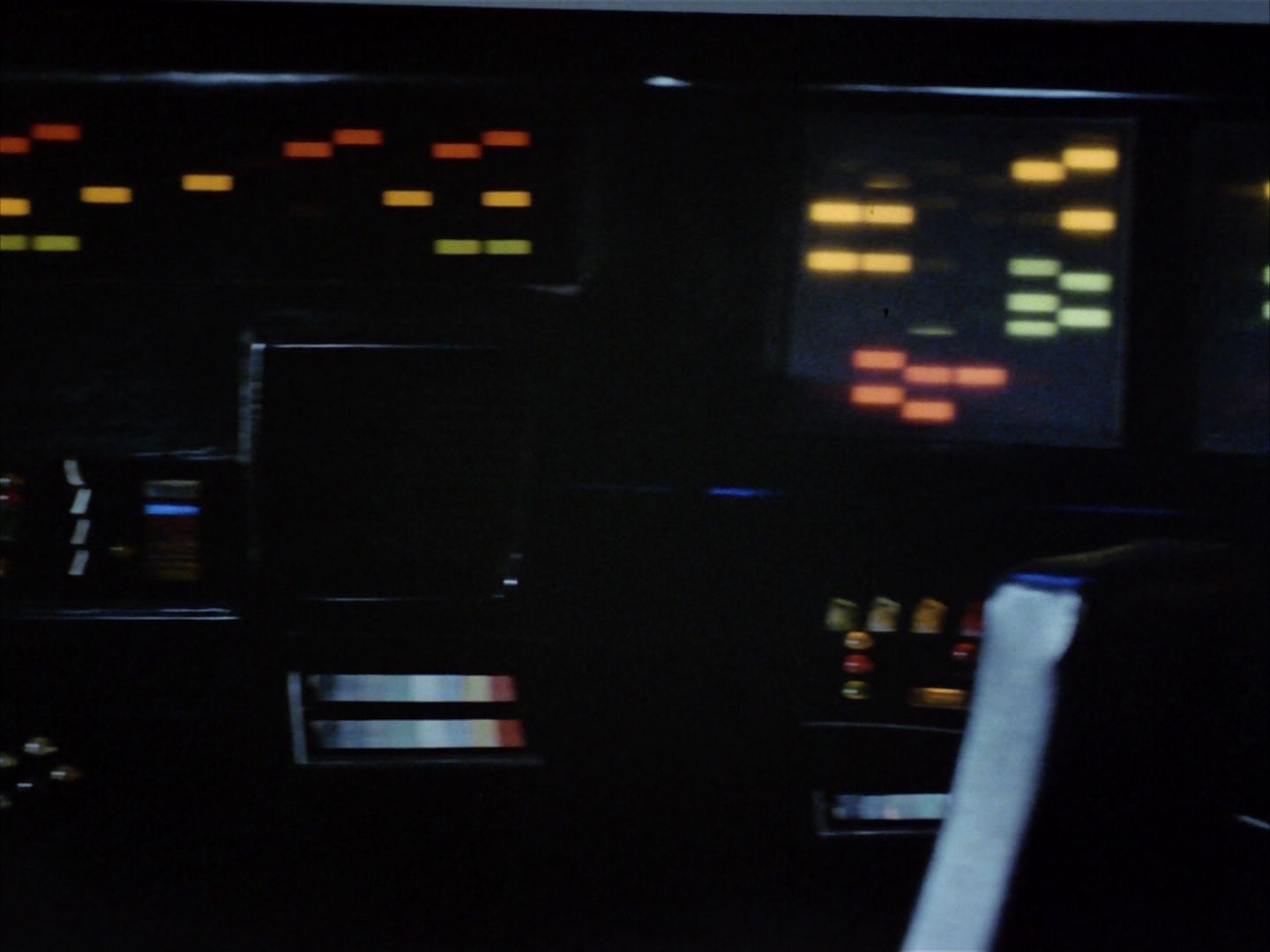 ariane179254_StarTrek_1x24_ThisSideOfParadise_1884.jpg