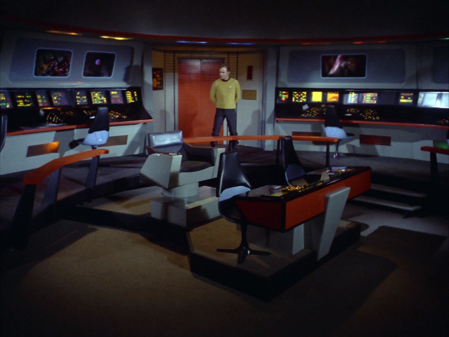 ariane179254_StarTrek_1x24_ThisSideOfParadise_1897.jpg