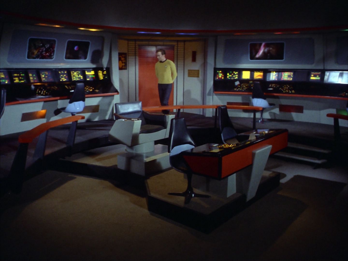 ariane179254_StarTrek_1x24_ThisSideOfParadise_1898.jpg