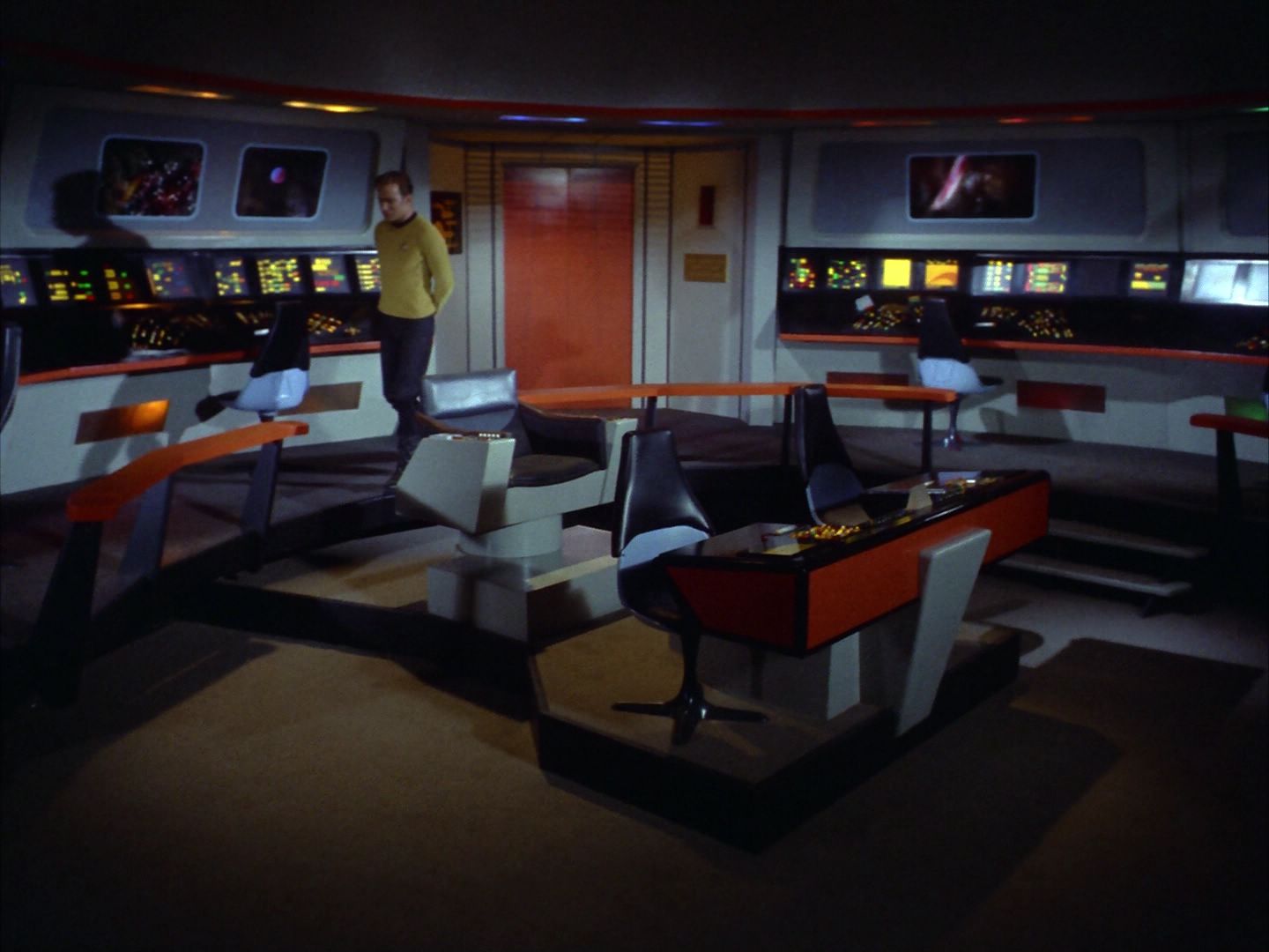 ariane179254_StarTrek_1x24_ThisSideOfParadise_1901.jpg