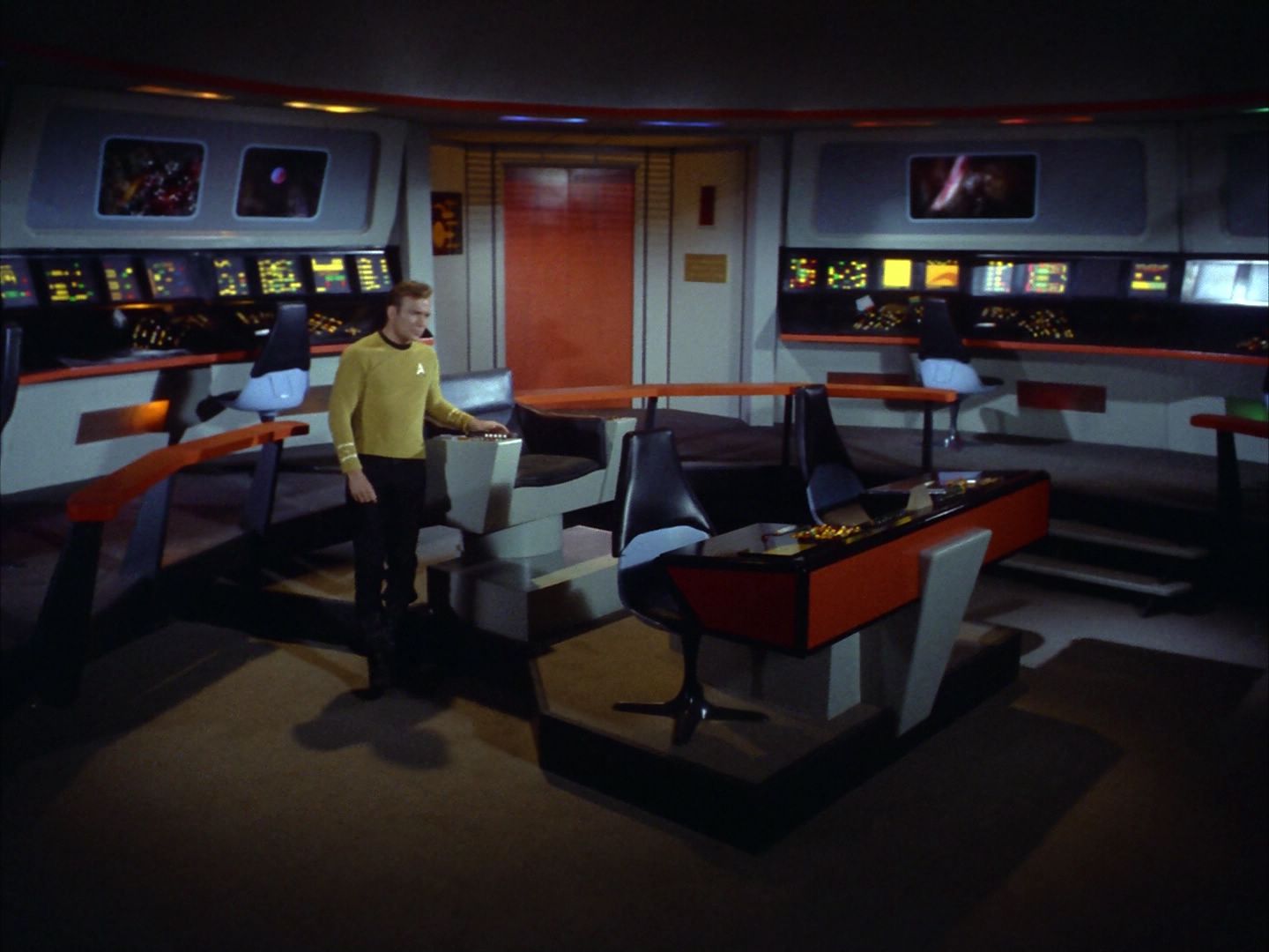 ariane179254_StarTrek_1x24_ThisSideOfParadise_1911.jpg