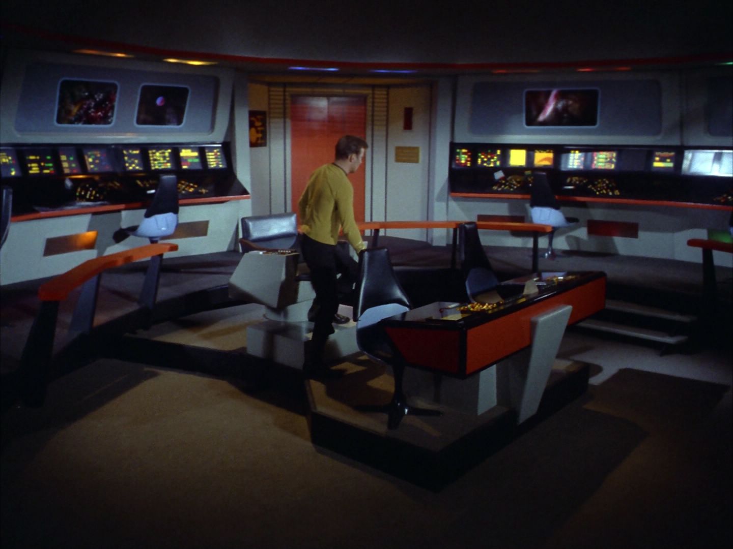 ariane179254_StarTrek_1x24_ThisSideOfParadise_1933.jpg