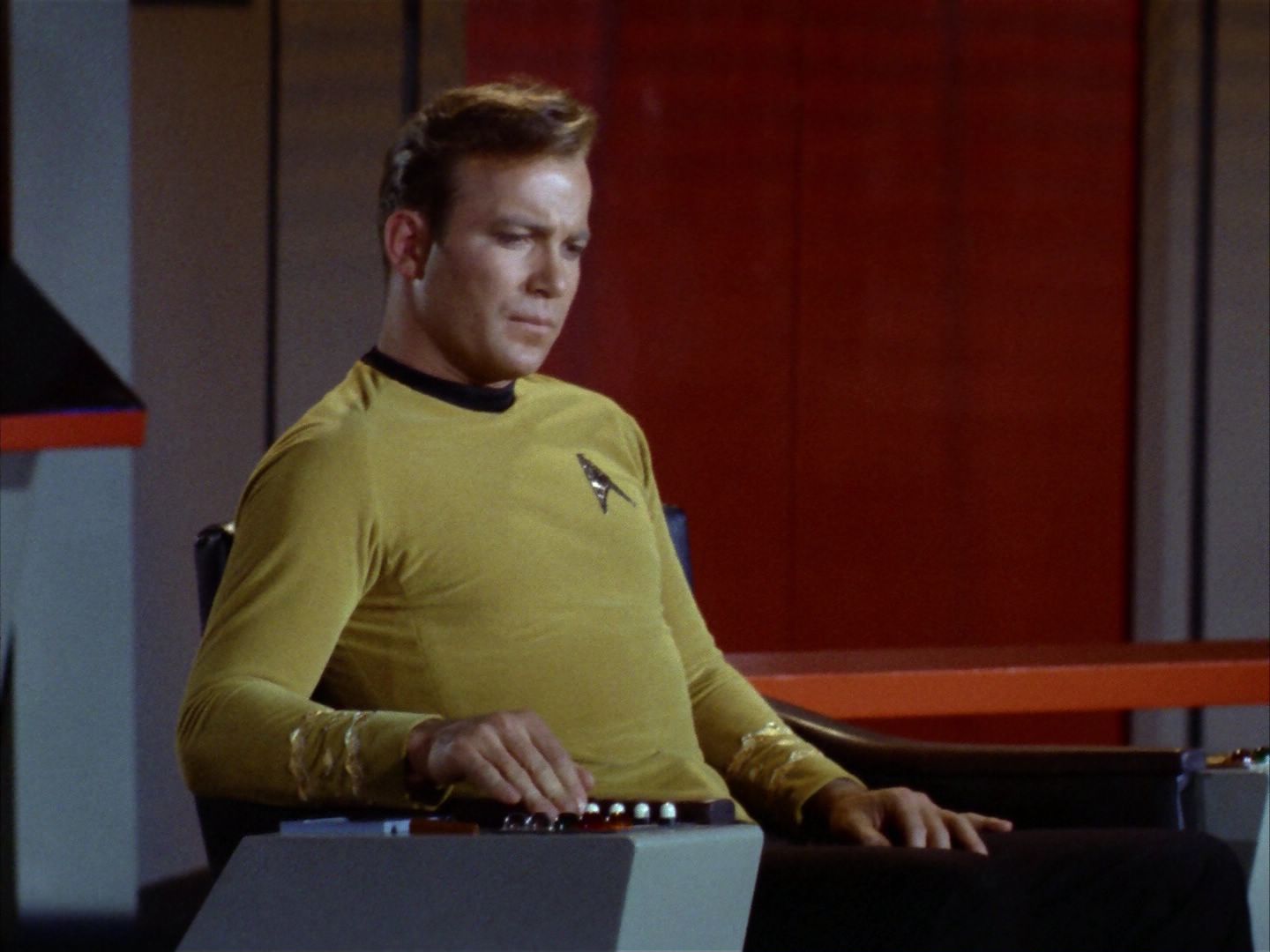 ariane179254_StarTrek_1x24_ThisSideOfParadise_1945.jpg
