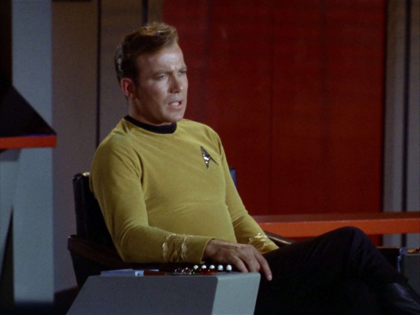 ariane179254_StarTrek_1x24_ThisSideOfParadise_1951.jpg
