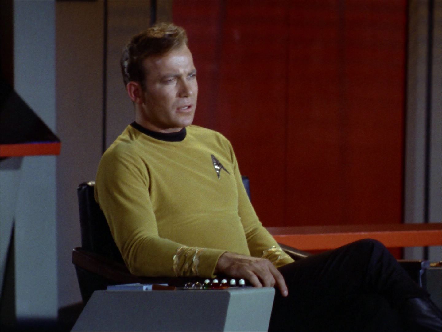 ariane179254_StarTrek_1x24_ThisSideOfParadise_1952.jpg