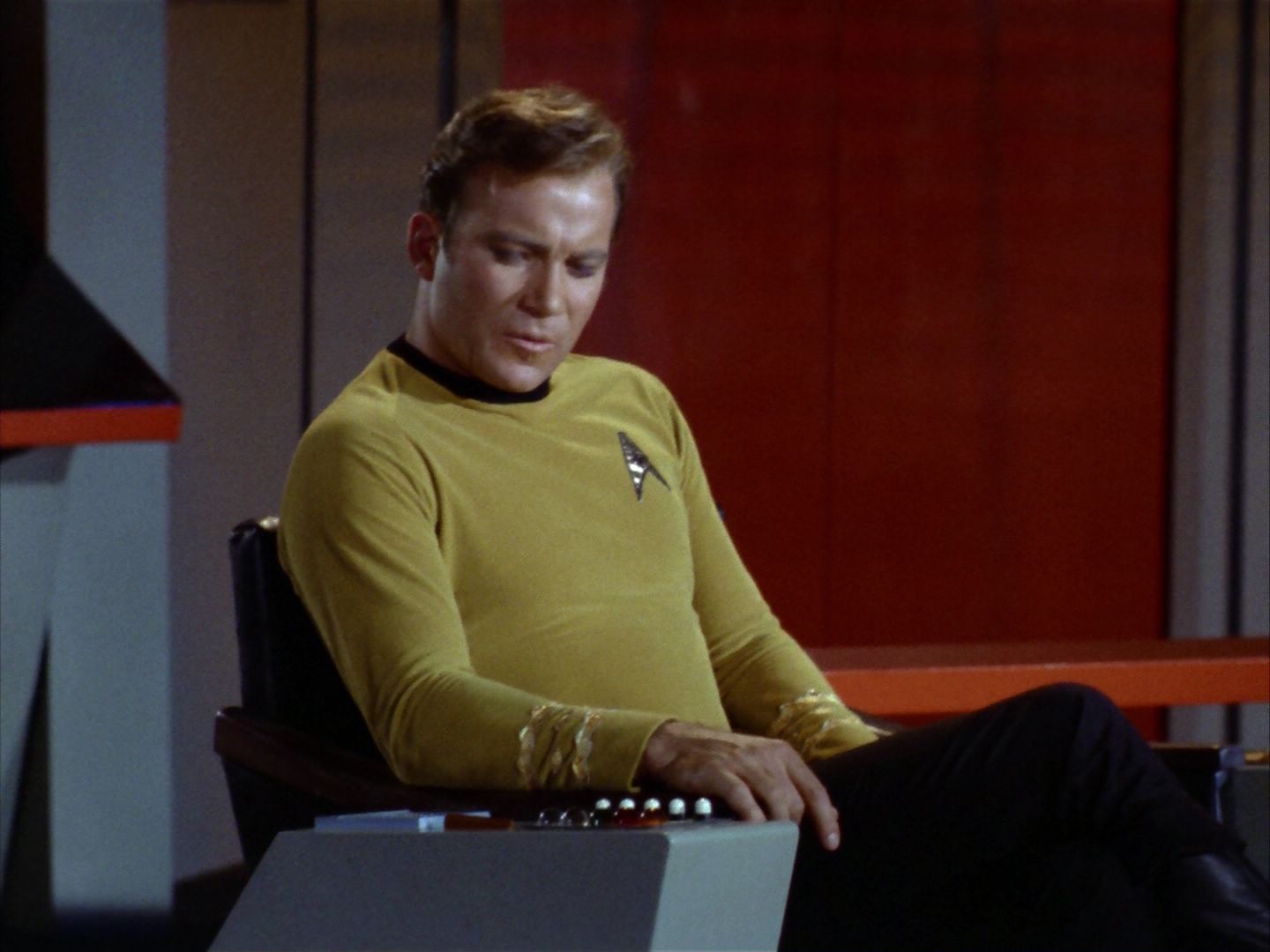 ariane179254_StarTrek_1x24_ThisSideOfParadise_1959.jpg