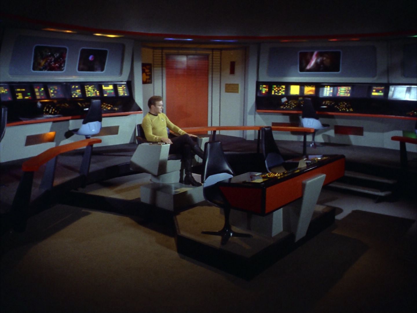 ariane179254_StarTrek_1x24_ThisSideOfParadise_2002.jpg