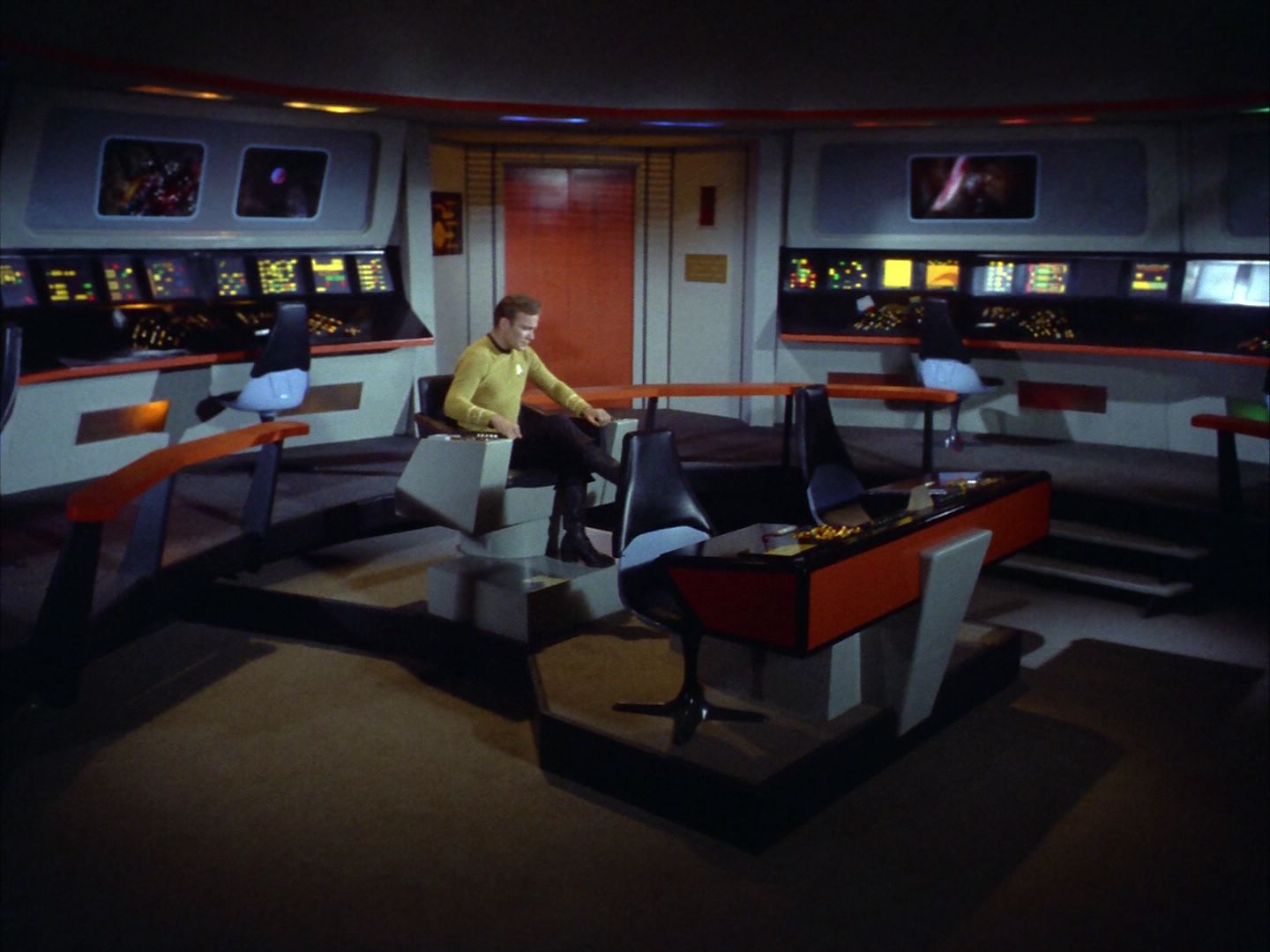 ariane179254_StarTrek_1x24_ThisSideOfParadise_2003.jpg