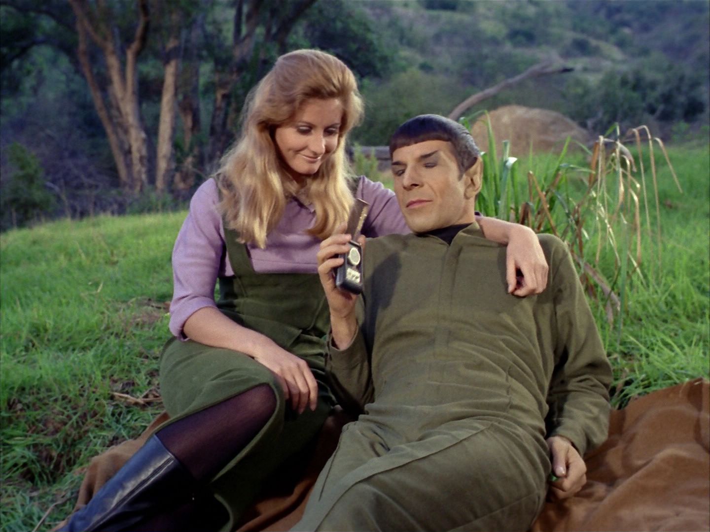 ariane179254_StarTrek_1x24_ThisSideOfParadise_2104.jpg