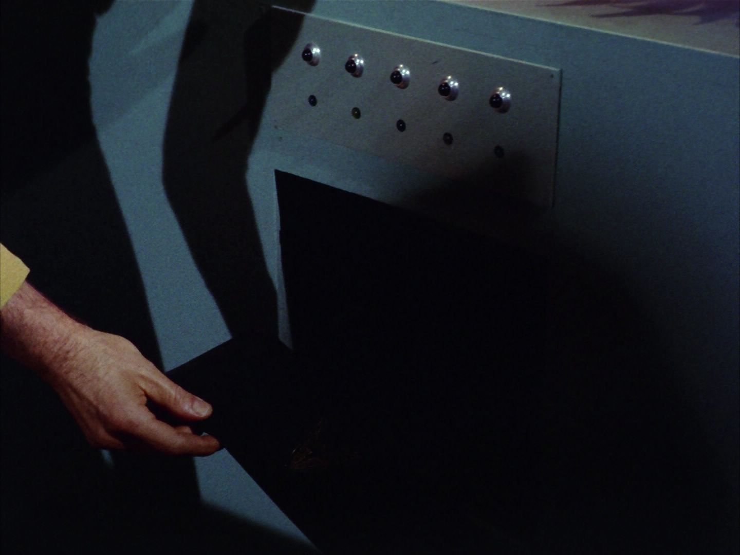 ariane179254_StarTrek_1x24_ThisSideOfParadise_2134.jpg