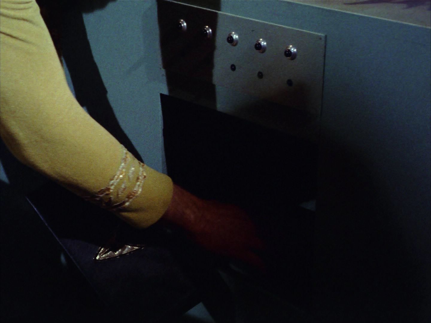 ariane179254_StarTrek_1x24_ThisSideOfParadise_2136.jpg