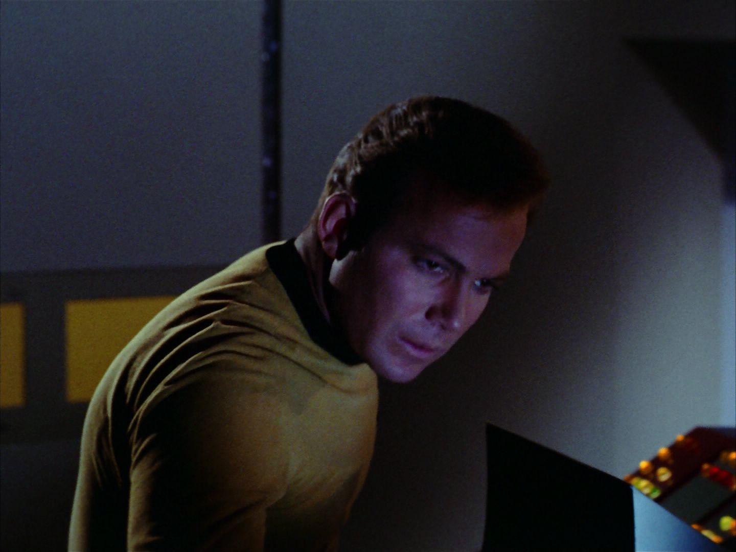 ariane179254_StarTrek_1x24_ThisSideOfParadise_2190.jpg
