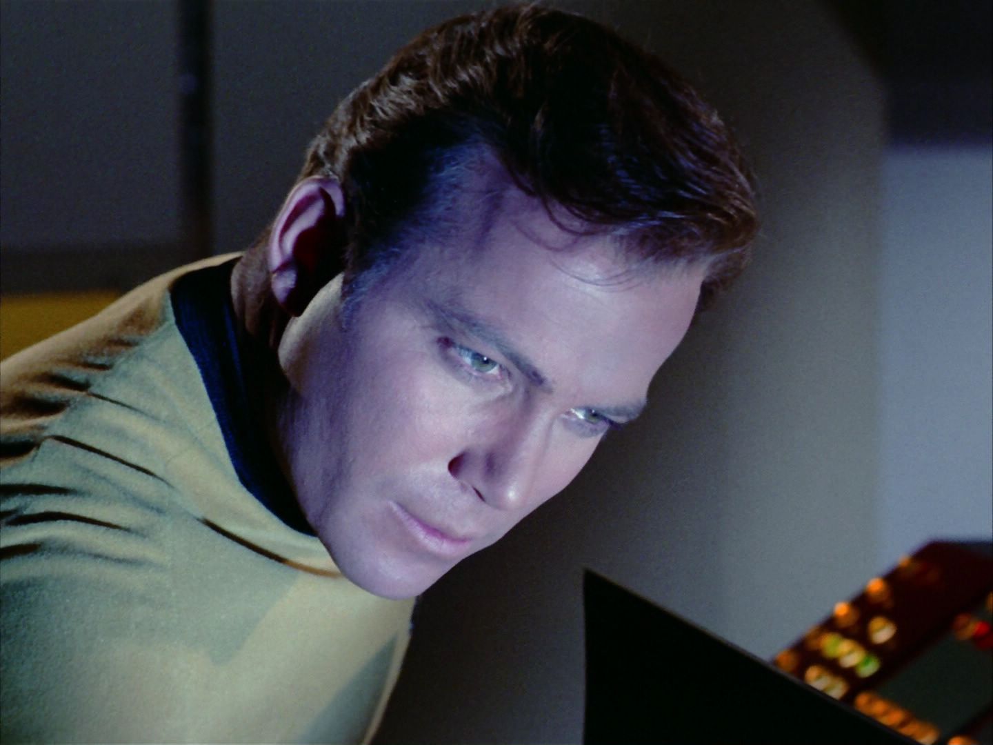 ariane179254_StarTrek_1x24_ThisSideOfParadise_2195.jpg