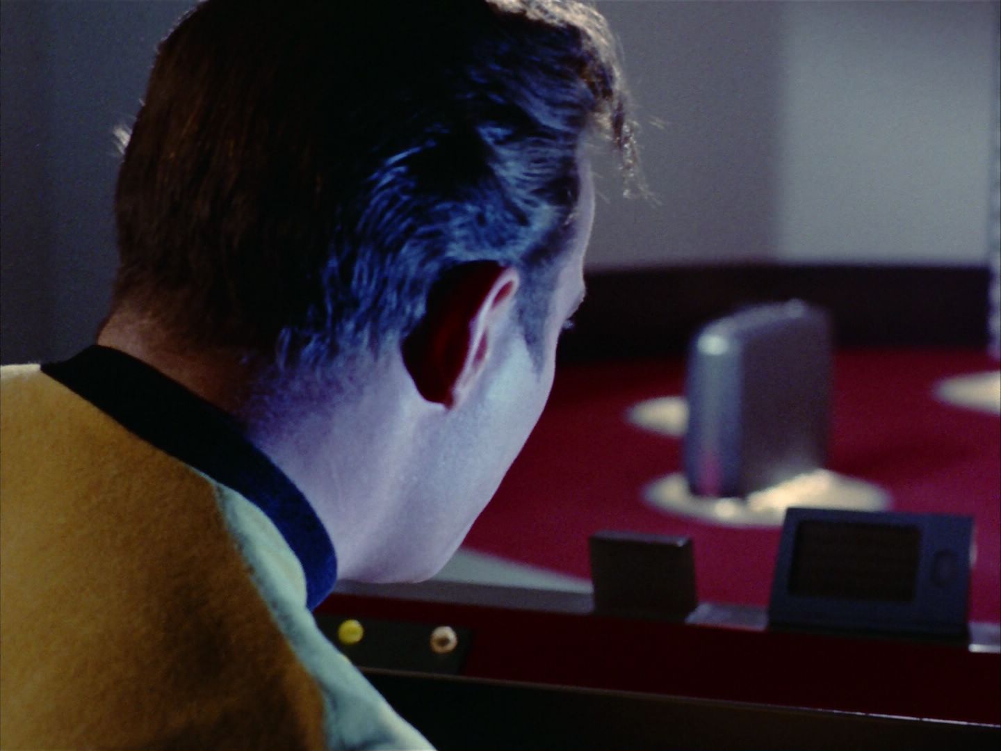 ariane179254_StarTrek_1x24_ThisSideOfParadise_2232.jpg