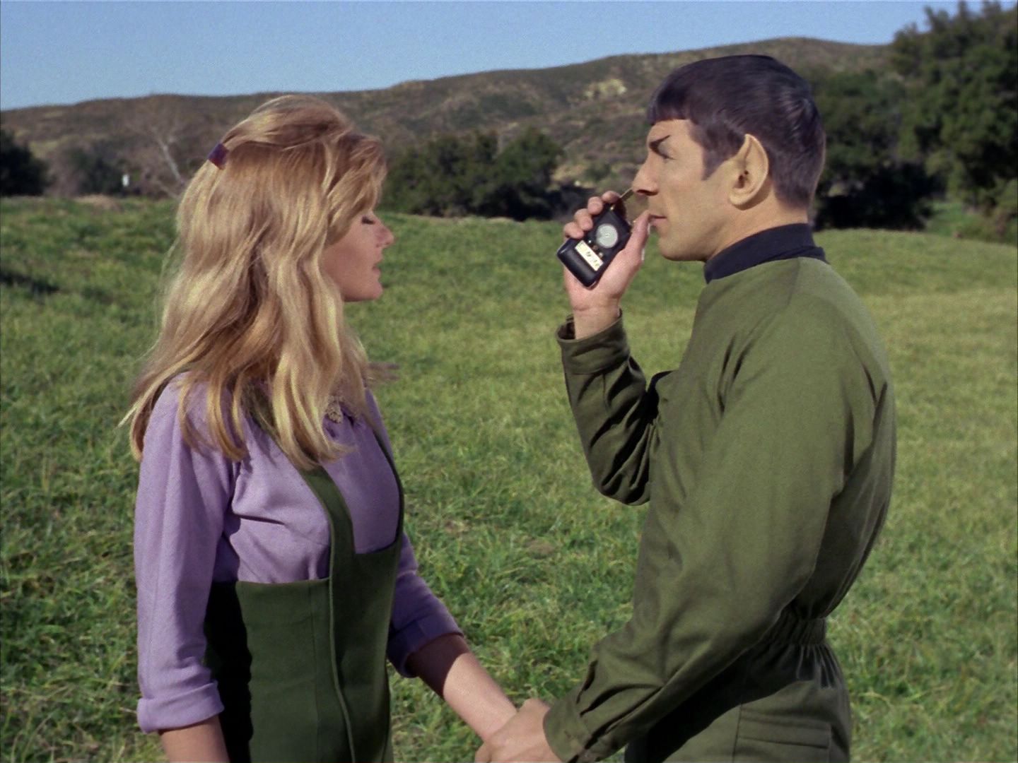 ariane179254_StarTrek_1x24_ThisSideOfParadise_2271.jpg