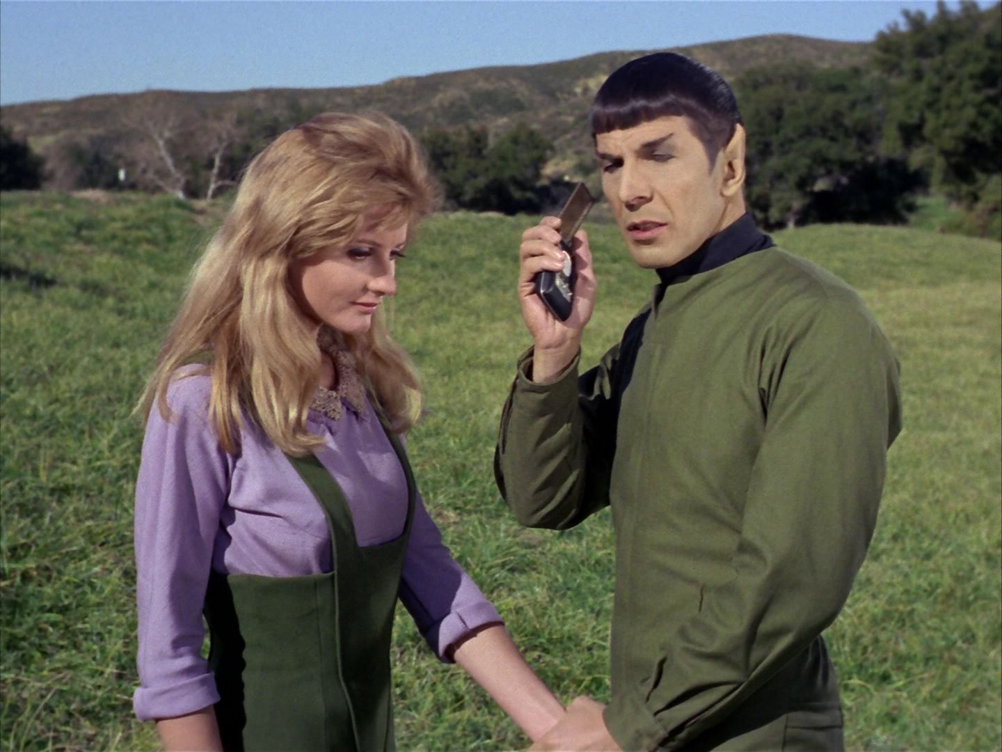 ariane179254_StarTrek_1x24_ThisSideOfParadise_2289.jpg
