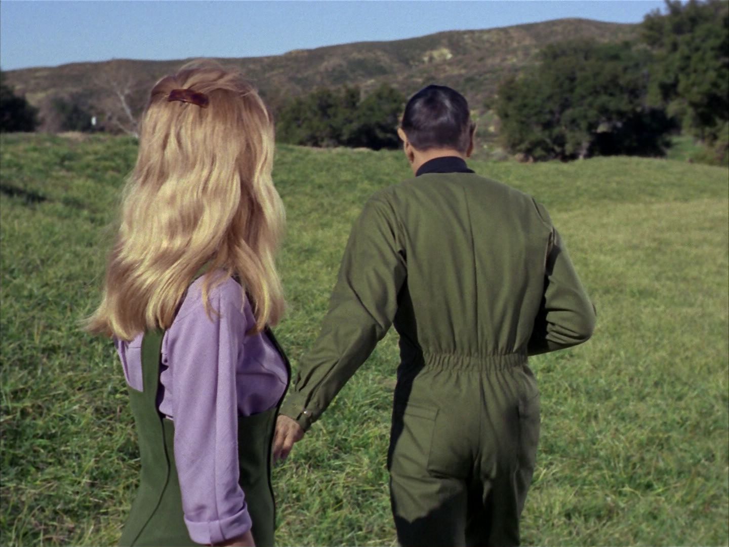 ariane179254_StarTrek_1x24_ThisSideOfParadise_2308.jpg
