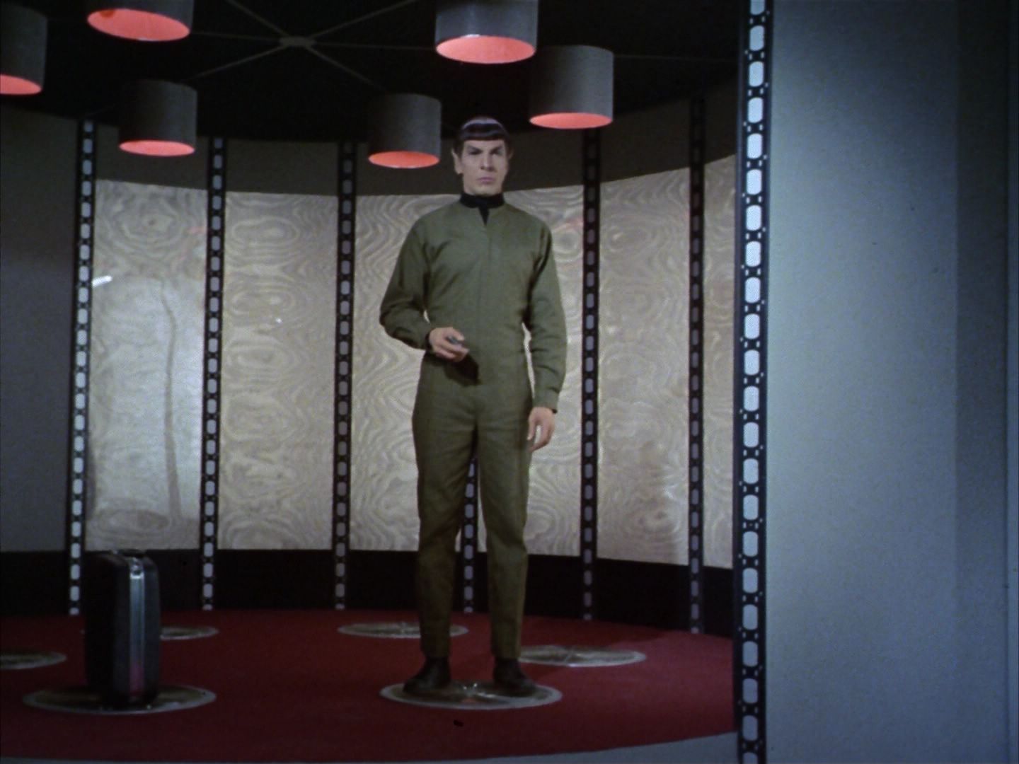 ariane179254_StarTrek_1x24_ThisSideOfParadise_2324.jpg