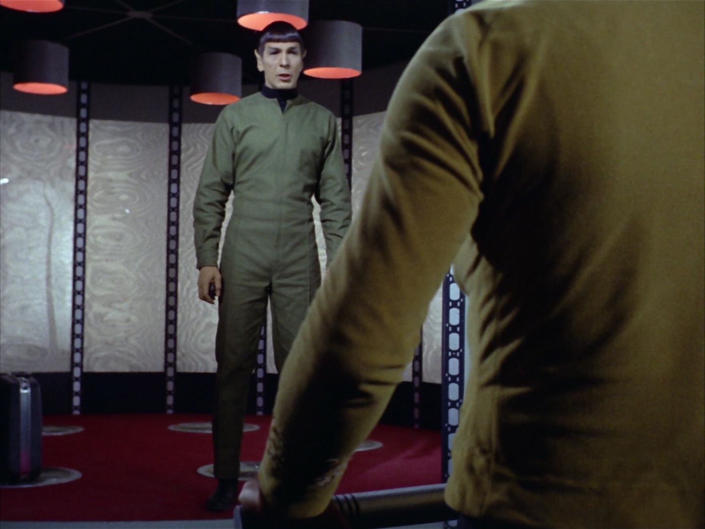 ariane179254_StarTrek_1x24_ThisSideOfParadise_2339.jpg