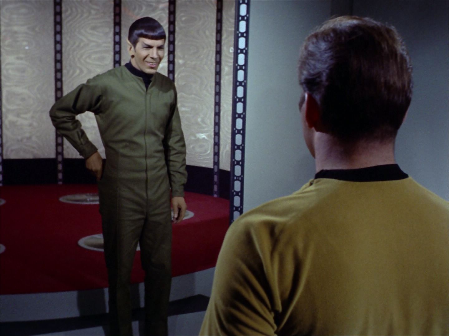 ariane179254_StarTrek_1x24_ThisSideOfParadise_2353.jpg