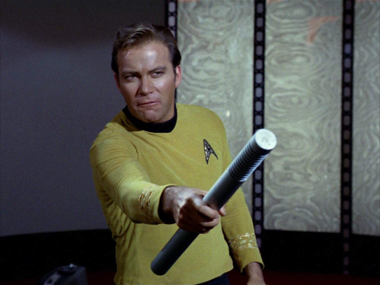 ariane179254_StarTrek_1x24_ThisSideOfParadise_2377.jpg