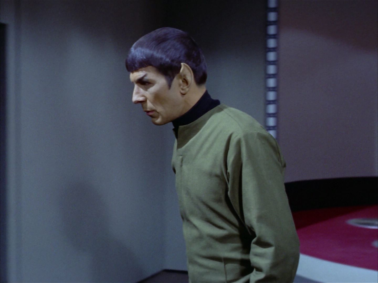 ariane179254_StarTrek_1x24_ThisSideOfParadise_2433.jpg