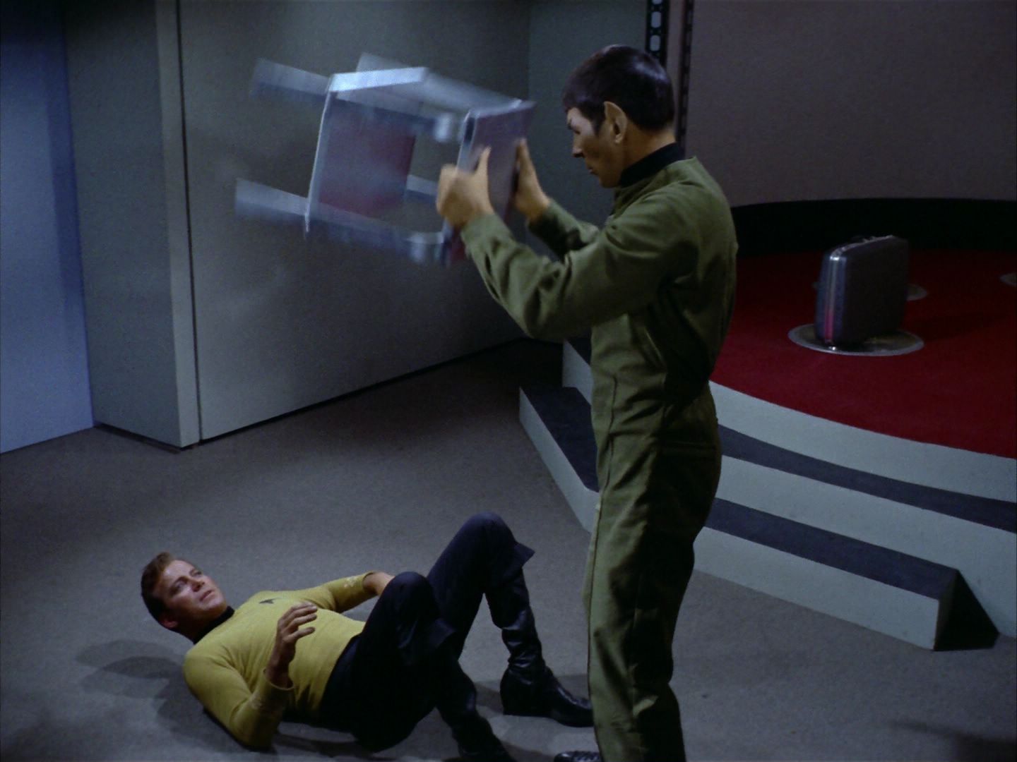 ariane179254_StarTrek_1x24_ThisSideOfParadise_2467.jpg
