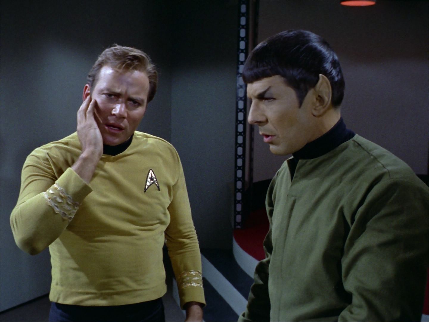 ariane179254_StarTrek_1x24_ThisSideOfParadise_2474.jpg