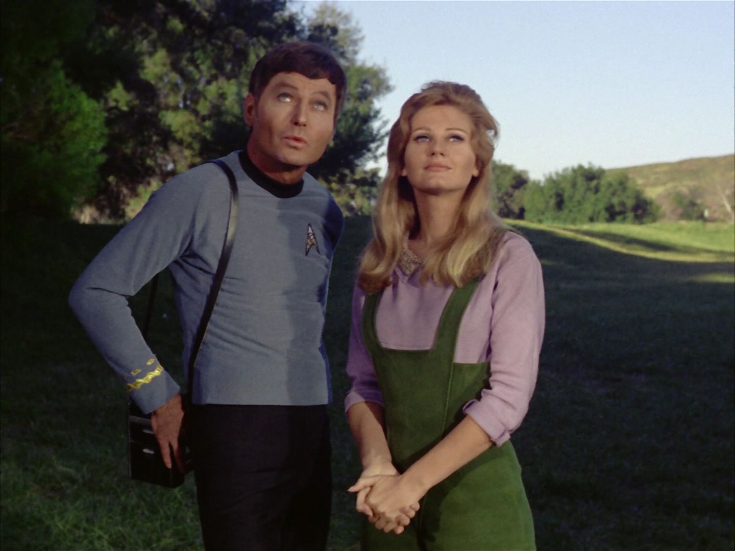 ariane179254_StarTrek_1x24_ThisSideOfParadise_2570.jpg