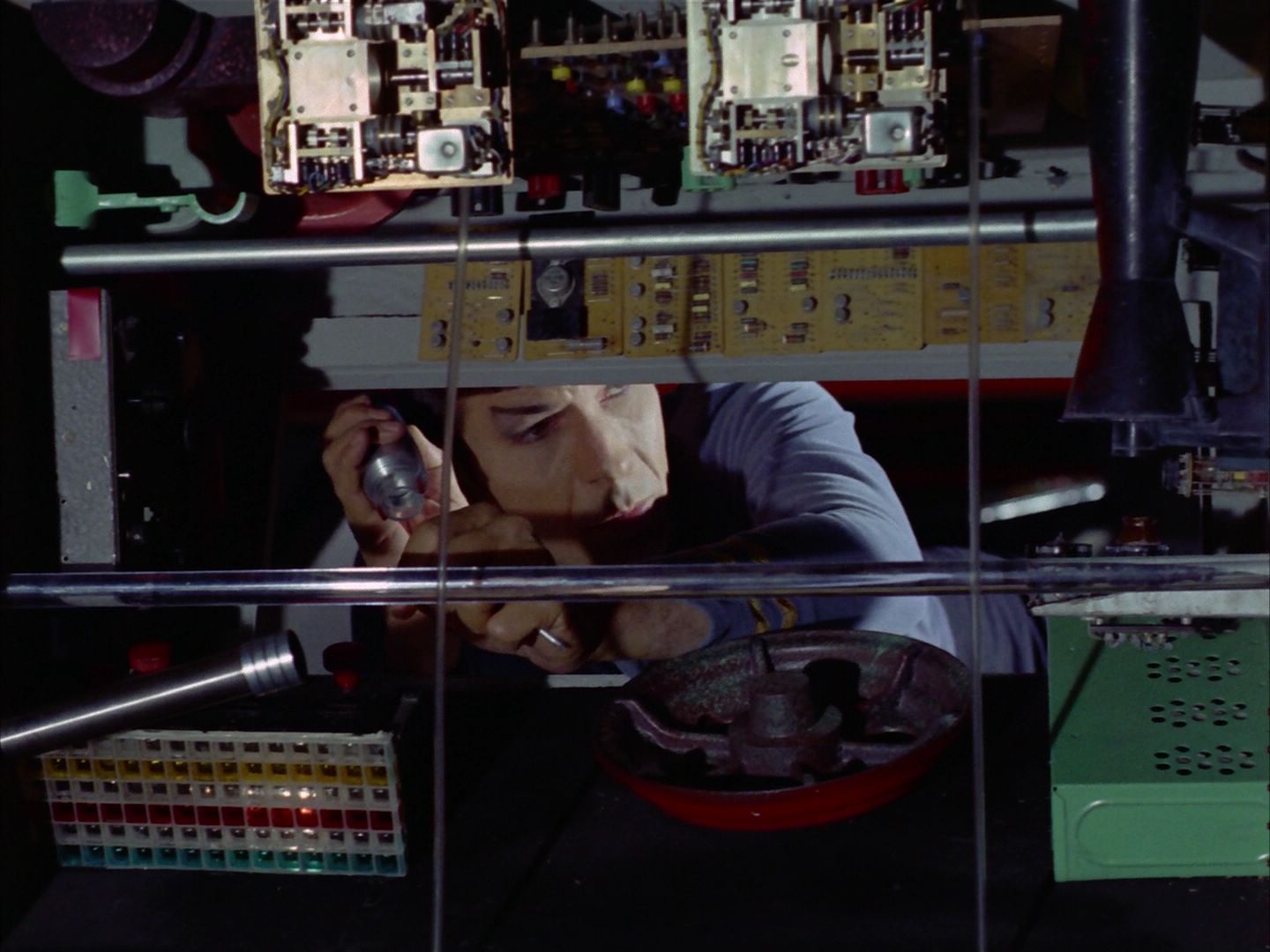 ariane179254_StarTrek_1x24_ThisSideOfParadise_2592.jpg