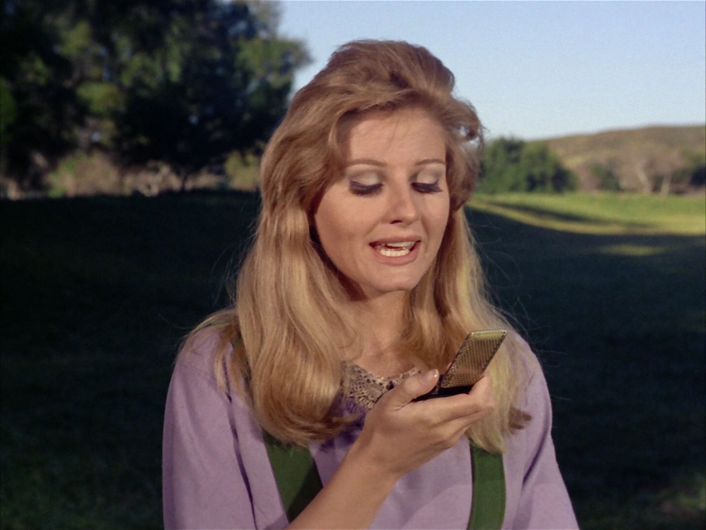 ariane179254_StarTrek_1x24_ThisSideOfParadise_2612.jpg