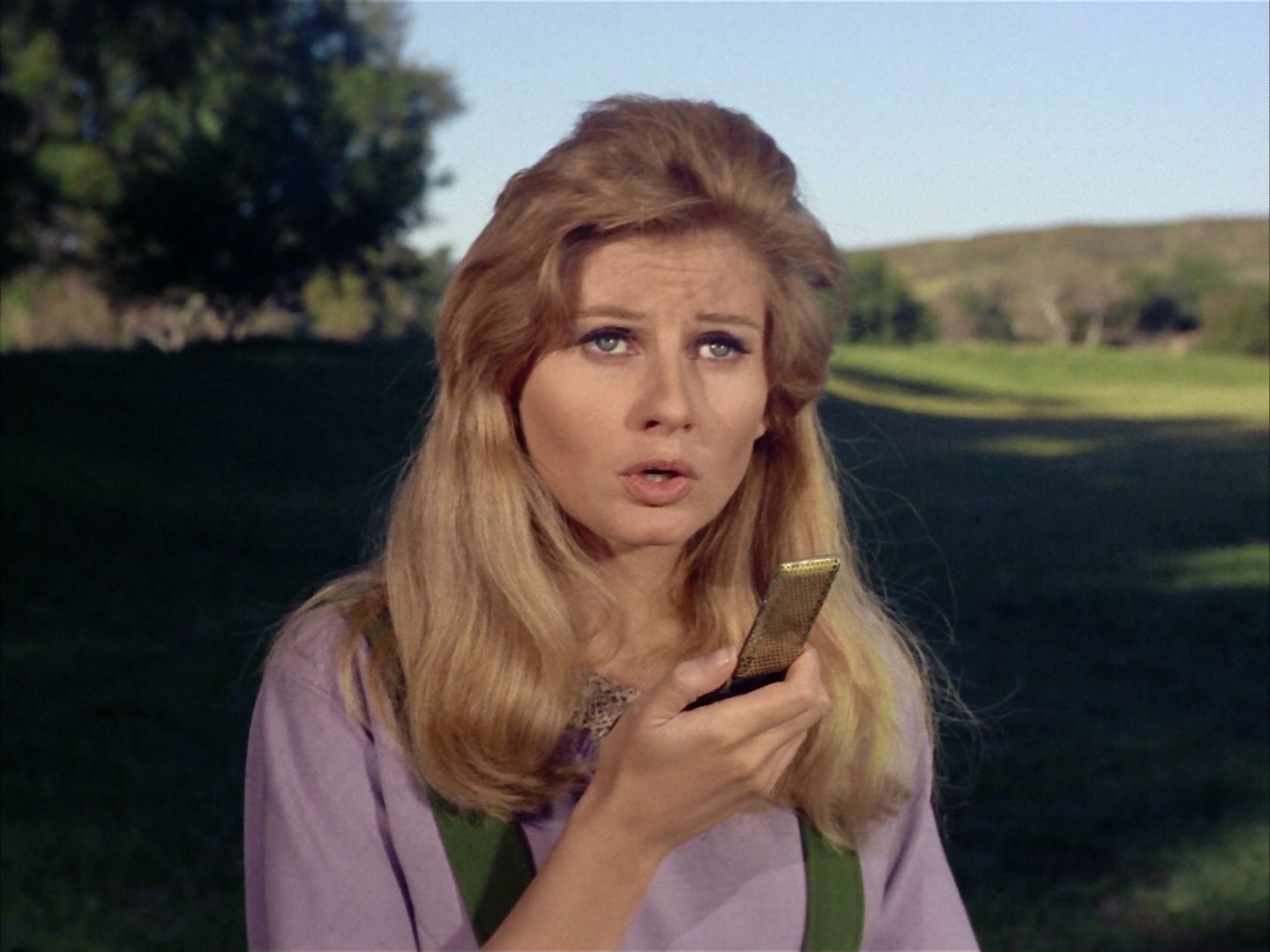 ariane179254_StarTrek_1x24_ThisSideOfParadise_2629.jpg