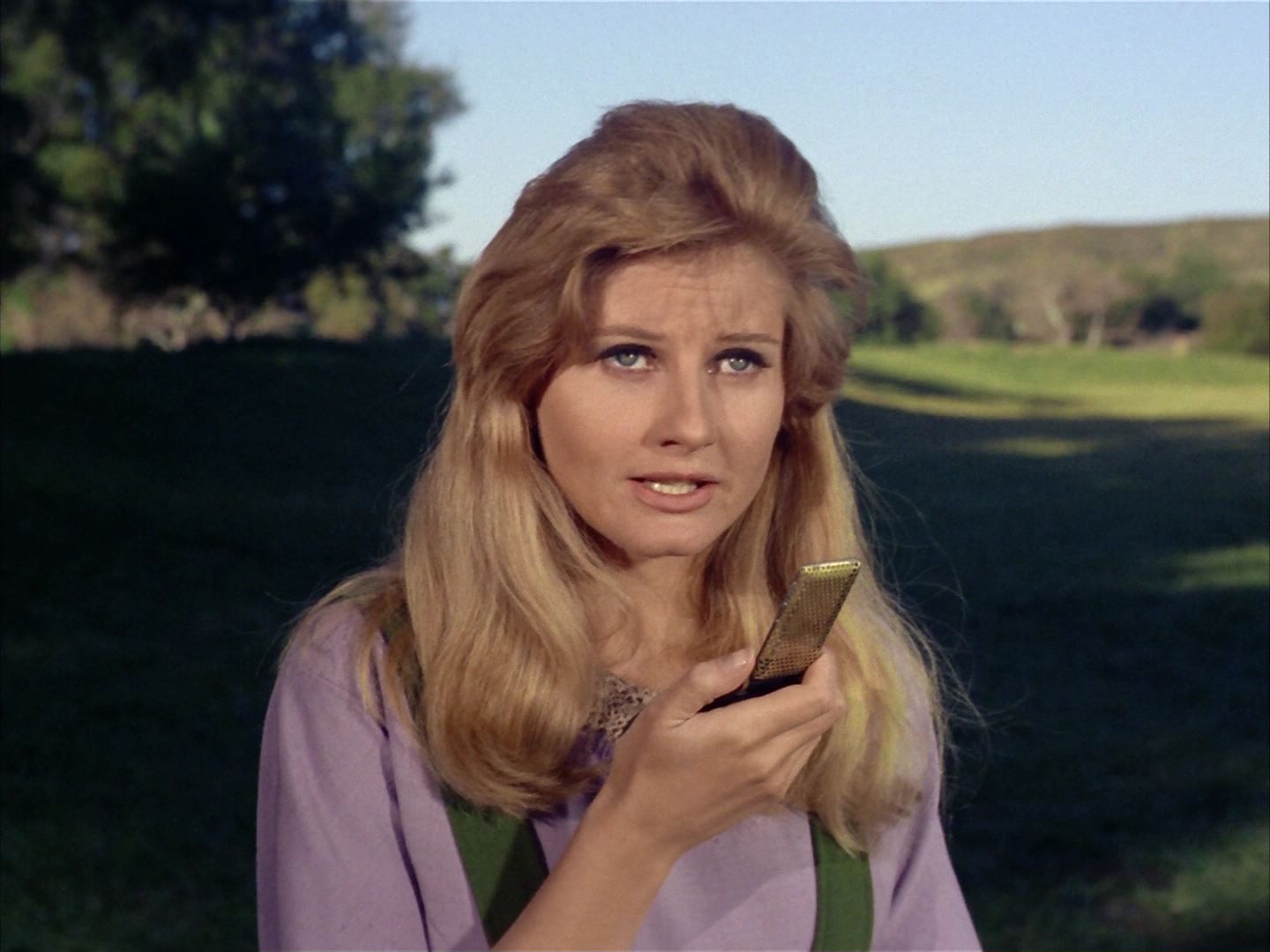ariane179254_StarTrek_1x24_ThisSideOfParadise_2631.jpg