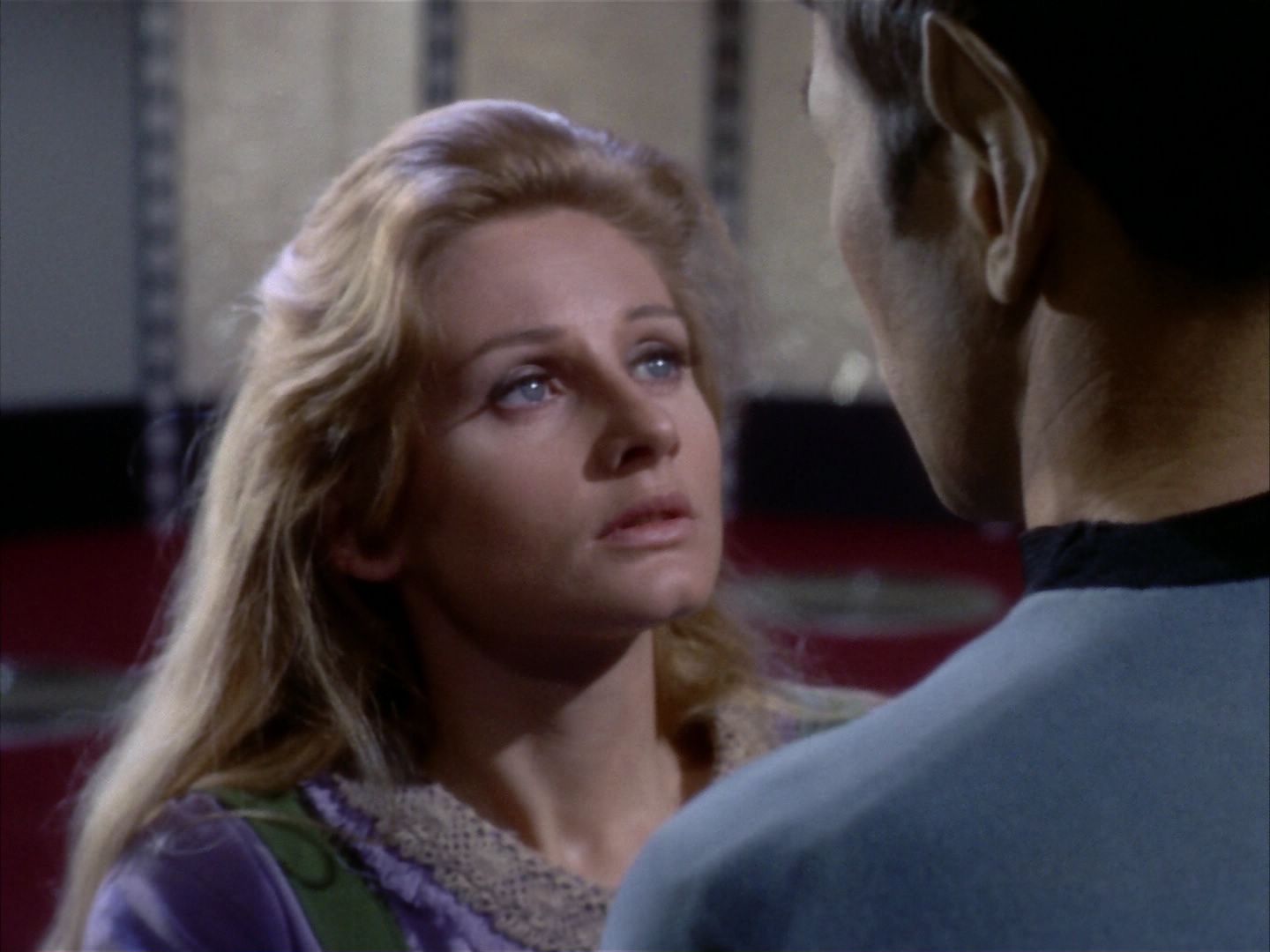 ariane179254_StarTrek_1x24_ThisSideOfParadise_2735.jpg