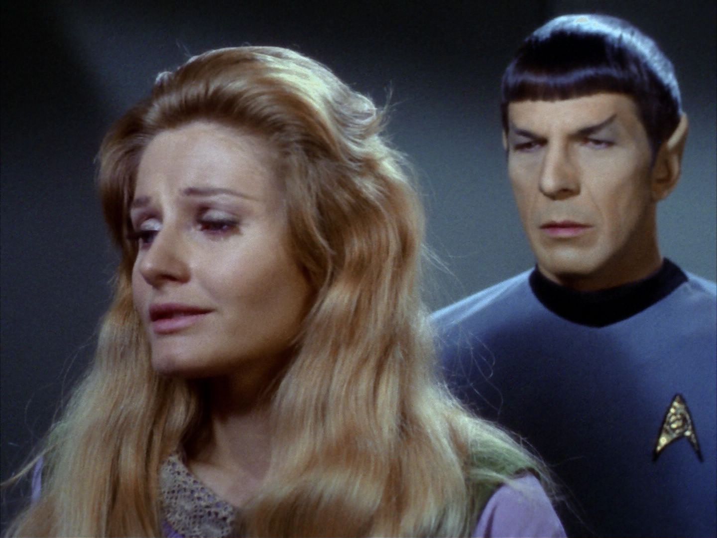 ariane179254_StarTrek_1x24_ThisSideOfParadise_2764.jpg