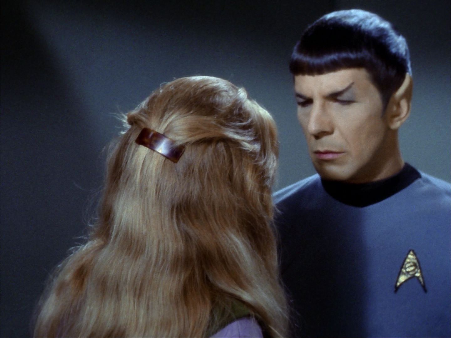 ariane179254_StarTrek_1x24_ThisSideOfParadise_2792.jpg