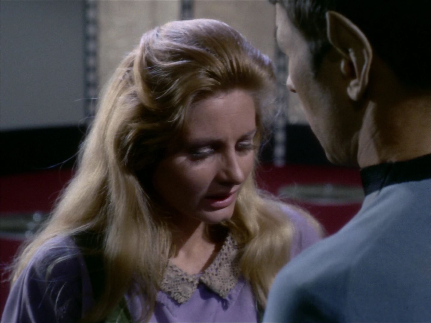 ariane179254_StarTrek_1x24_ThisSideOfParadise_2844.jpg