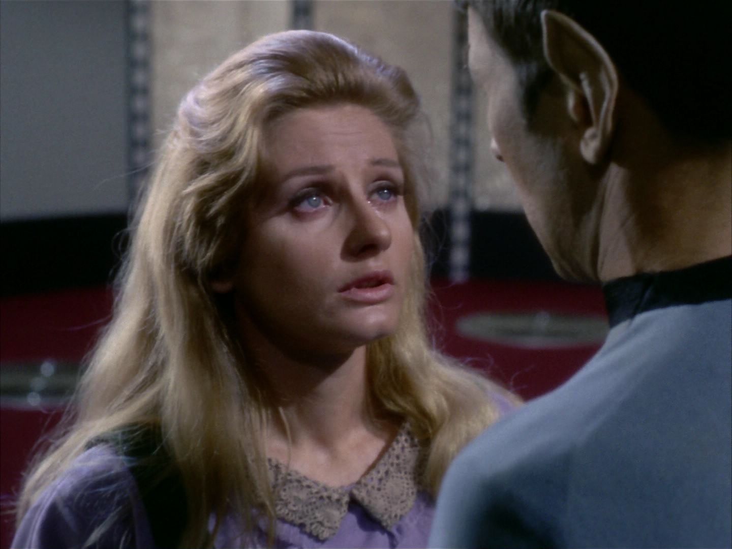 ariane179254_StarTrek_1x24_ThisSideOfParadise_2867.jpg