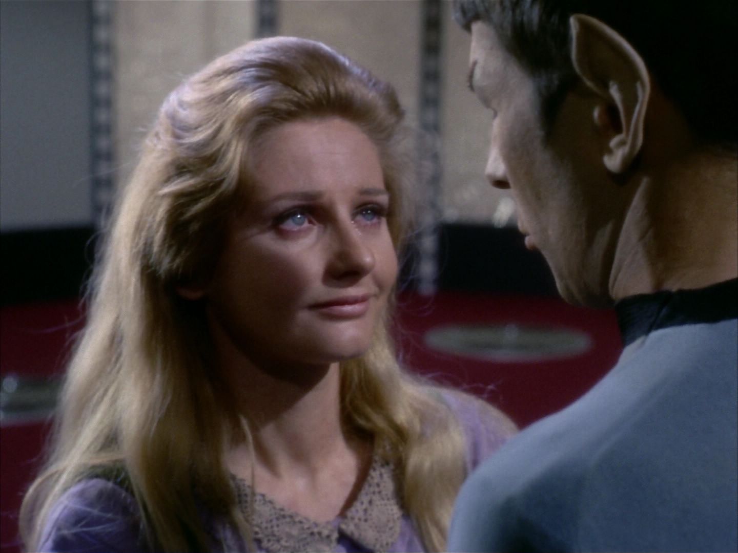 ariane179254_StarTrek_1x24_ThisSideOfParadise_2894.jpg